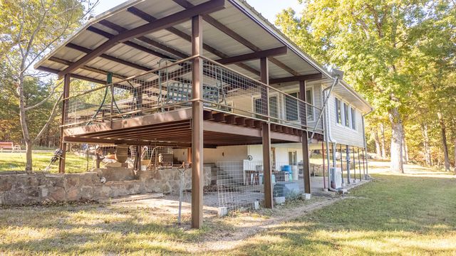 572 County Road 607, Pontiac, MO 65729