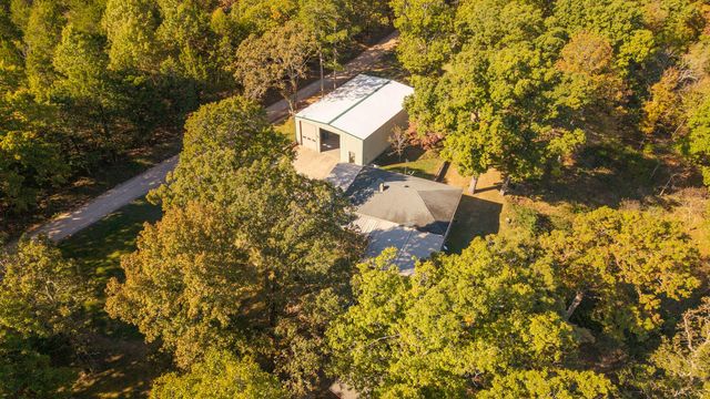 572 County Road 607, Pontiac, MO 65729