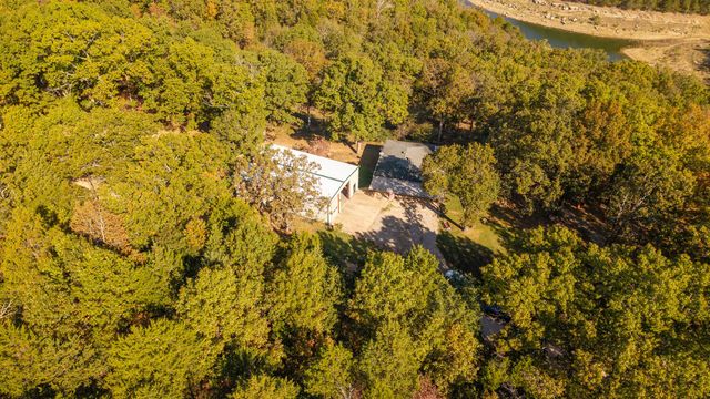 572 County Road 607, Pontiac, MO 65729