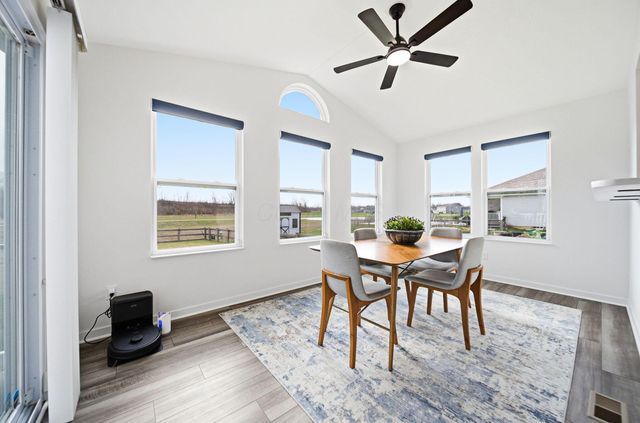 447 Rochdale, Delaware, OH 43015