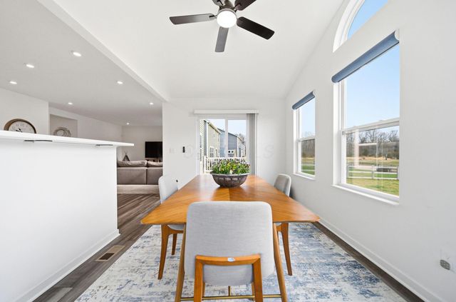 447 Rochdale, Delaware, OH 43015