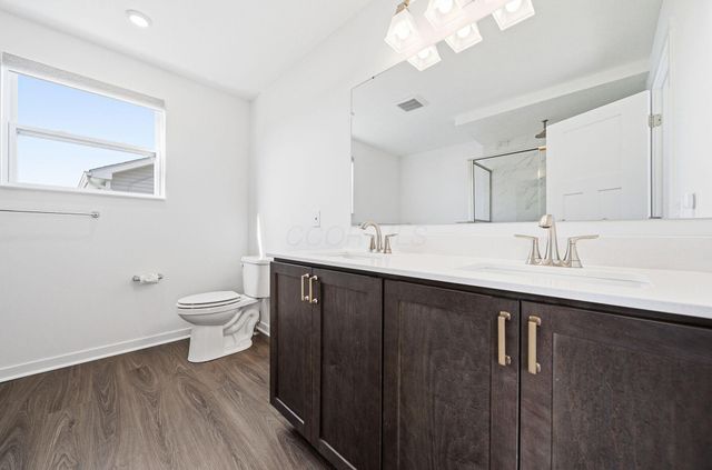 447 Rochdale, Delaware, OH 43015