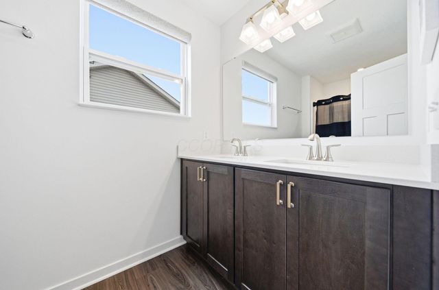 447 Rochdale, Delaware, OH 43015