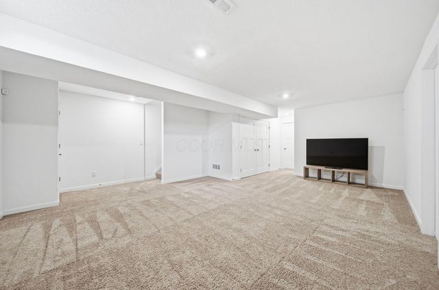 447 Rochdale, Delaware, OH 43015