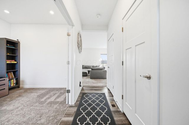 447 Rochdale, Delaware, OH 43015