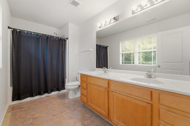 405 SE Olson Drive, Waukee, IA 50263