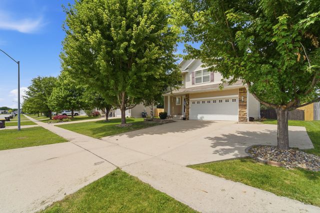 405 SE Olson Drive, Waukee, IA 50263