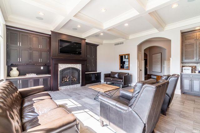 1750 Oakwood Lane, Berne, IN 46711