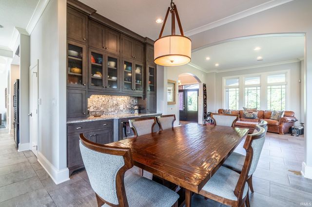 1750 Oakwood Lane, Berne, IN 46711