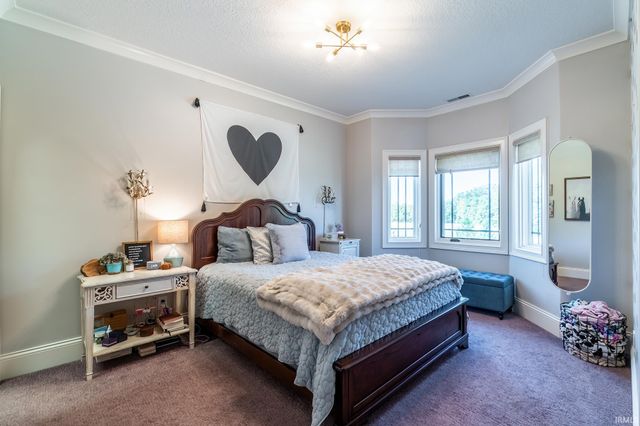 1750 Oakwood Lane, Berne, IN 46711