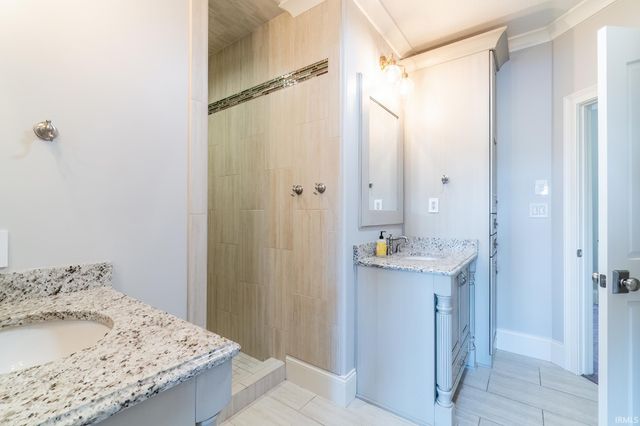 1750 Oakwood Lane, Berne, IN 46711