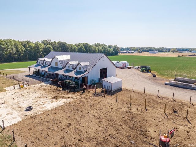 1750 Oakwood Lane, Berne, IN 46711