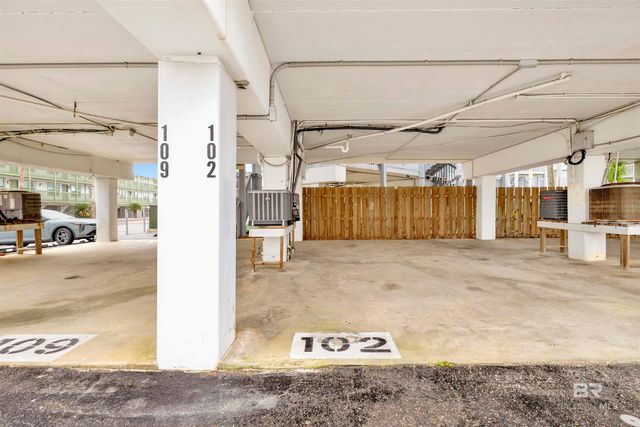 507 W Beach Boulevard 102, Gulf Shores, AL 36542