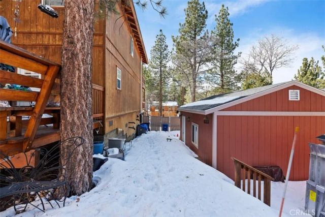 879 Spruce, Sugarloaf, CA 92386