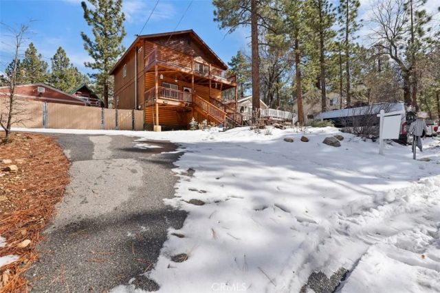 879 Spruce, Sugarloaf, CA 92386