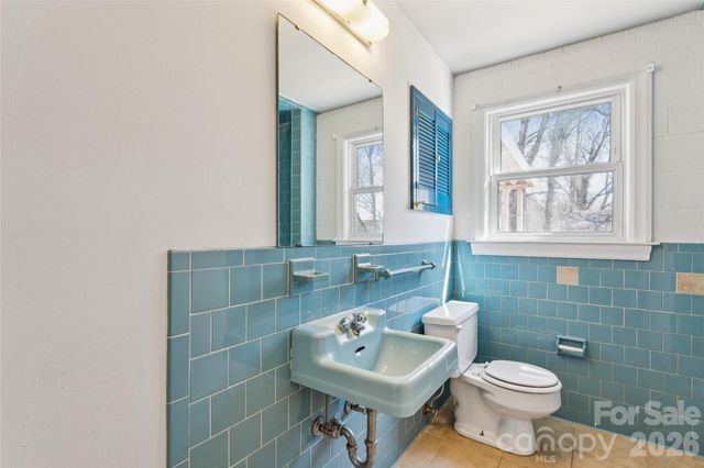 110 Hillcrest Drive, Belmont, NC 28012