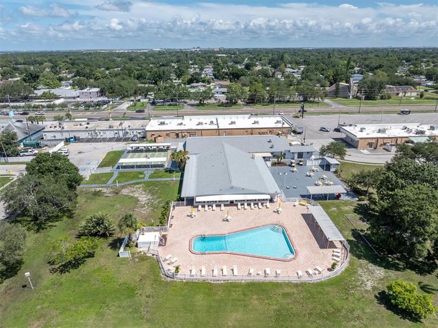 1900 59TH AVENUE N 212, St Petersburg, FL 33714