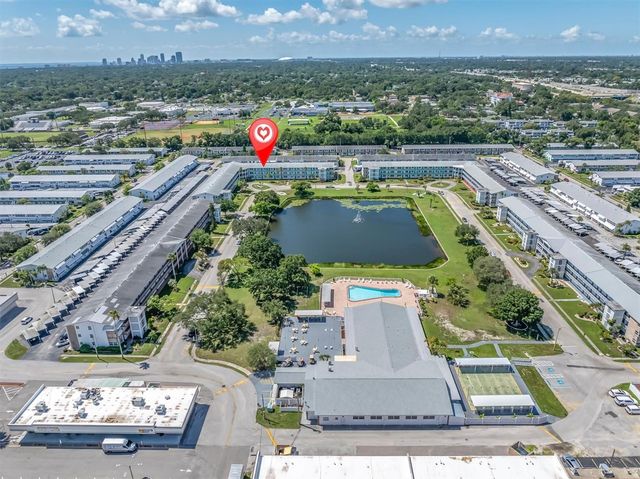 1900 59TH AVENUE N 212, St Petersburg, FL 33714
