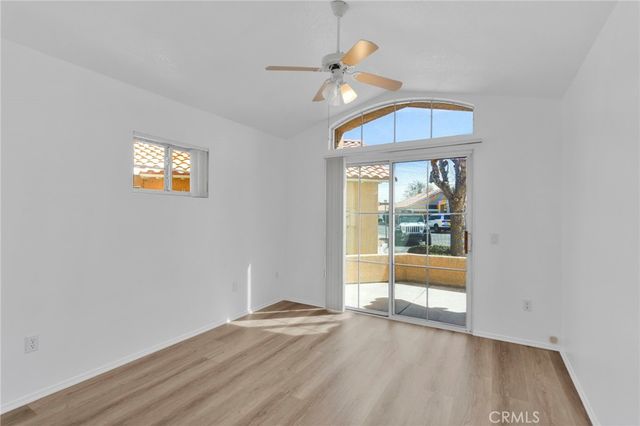 11594 Mountain Meadow Drive, Apple Valley, CA 92308