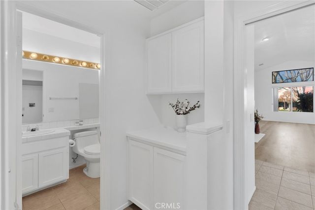 11594 Mountain Meadow Drive, Apple Valley, CA 92308