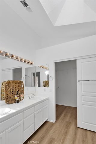 11594 Mountain Meadow Drive, Apple Valley, CA 92308