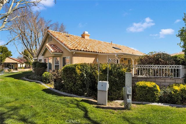 11594 Mountain Meadow Drive, Apple Valley, CA 92308