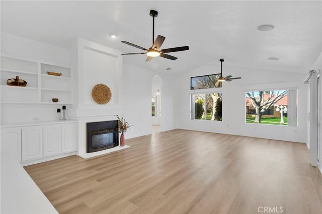 11594 Mountain Meadow Drive, Apple Valley, CA 92308