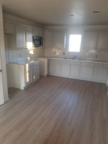 1724 27th Street, Lubbock, TX 79411