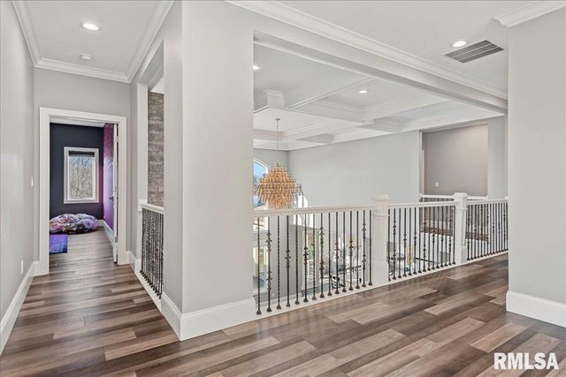 1909 FIELDSTONE Court, Chatham, IL 62629