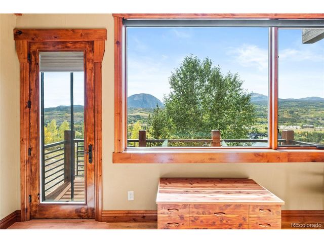 85 Pheasant Tail Ln, Silverthorne, CO 80498
