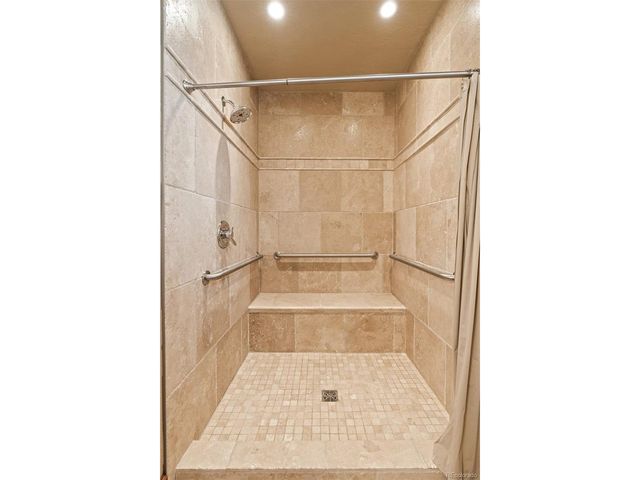 85 Pheasant Tail Ln, Silverthorne, CO 80498