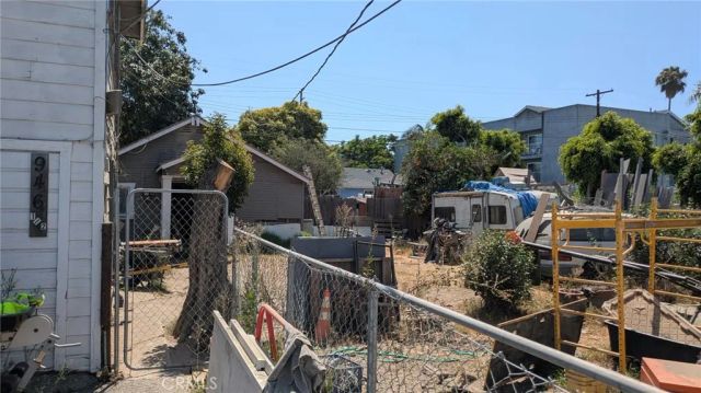 946 S Ash, Inglewood, CA 90301
