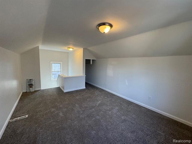 19395 Fairport Street, Detroit, MI 48205