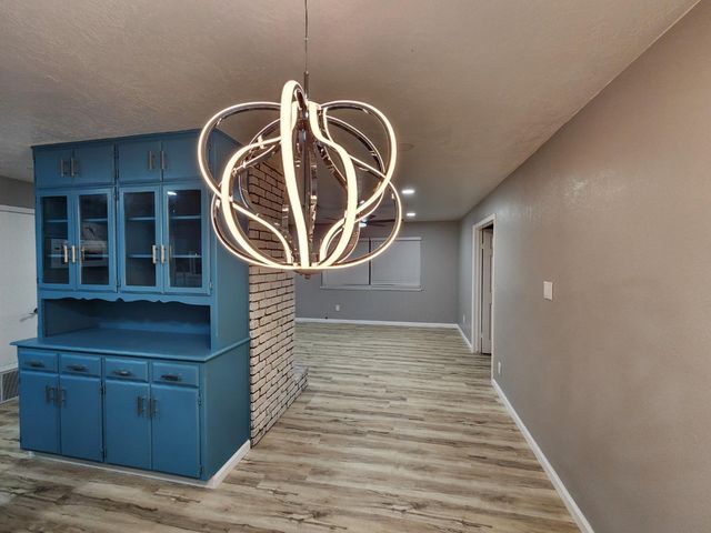 1534 Bay Meadows Drive, Modesto, CA 95350