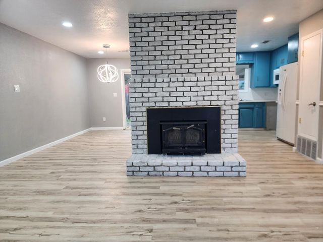 1534 Bay Meadows Drive, Modesto, CA 95350