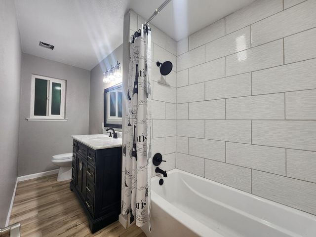 1534 Bay Meadows Drive, Modesto, CA 95350