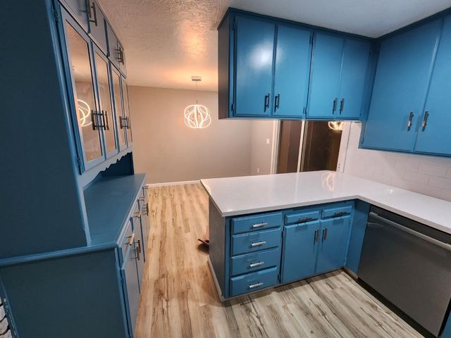 1534 Bay Meadows Drive, Modesto, CA 95350