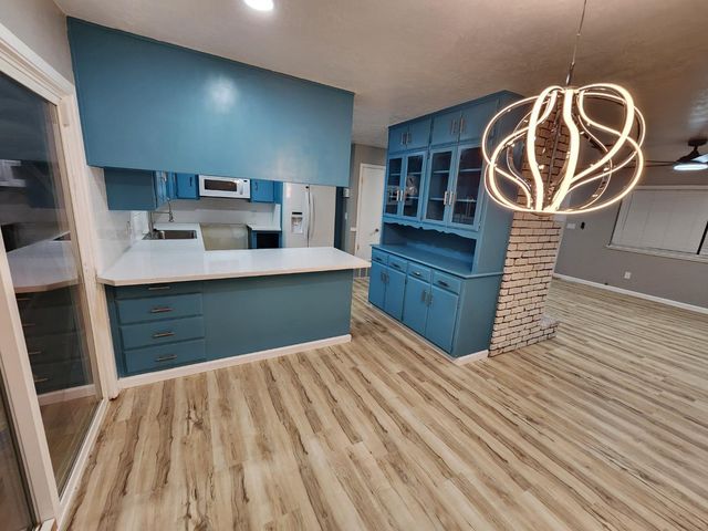 1534 Bay Meadows Drive, Modesto, CA 95350