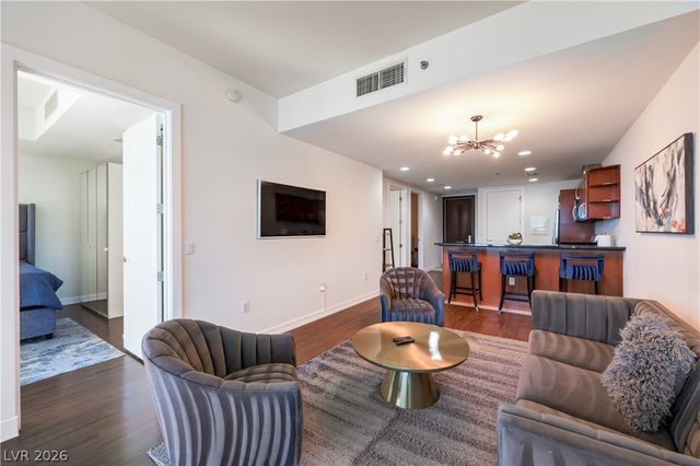 4525 East Dean Martin Drive 2911, Las Vegas, NV 89103