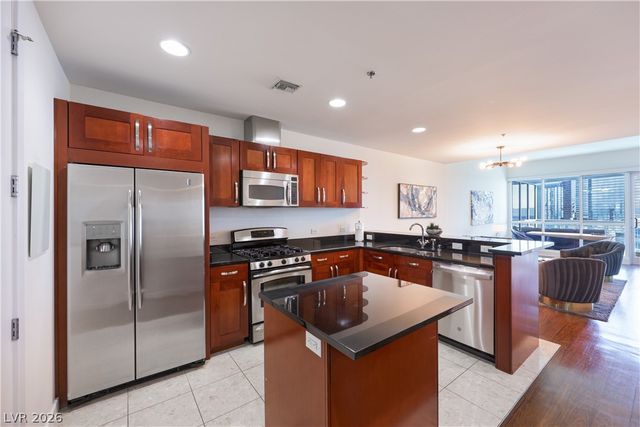 4525 East Dean Martin Drive 2911, Las Vegas, NV 89103