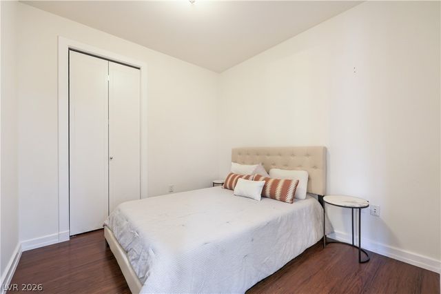 4525 East Dean Martin Drive 2911, Las Vegas, NV 89103