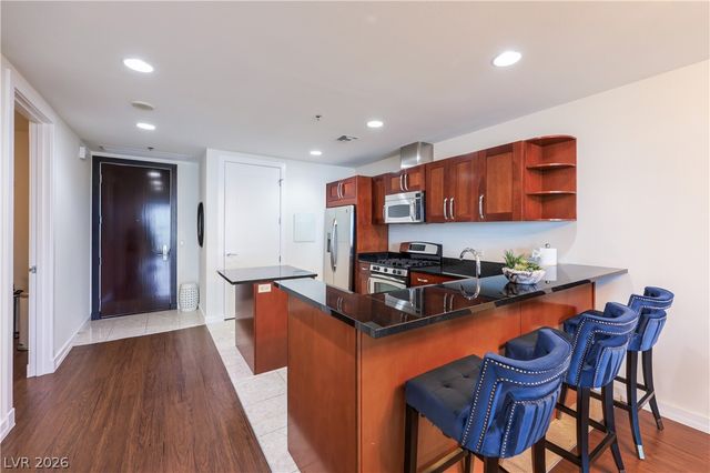4525 East Dean Martin Drive 2911, Las Vegas, NV 89103
