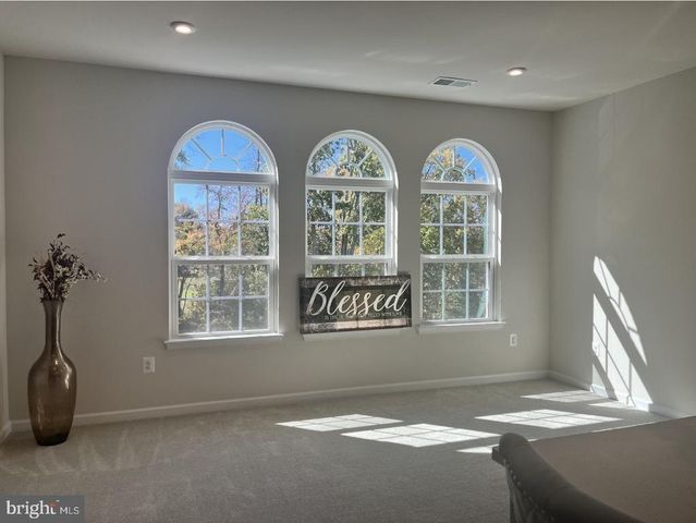 7977 INDEPENDENCE DR, Spotsylvania, VA 22553