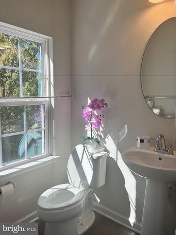 7977 INDEPENDENCE DR, Spotsylvania, VA 22553