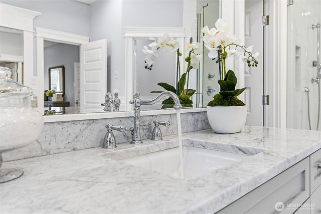 1416 105th Avenue SE, Bellevue, WA 98004