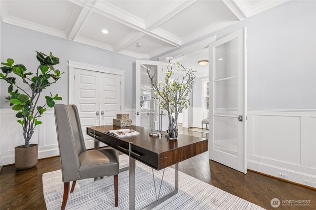 1416 105th Avenue SE, Bellevue, WA 98004