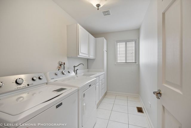 1940 Baldwin Way, Bolingbrook, IL 60490