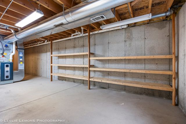 1940 Baldwin Way, Bolingbrook, IL 60490