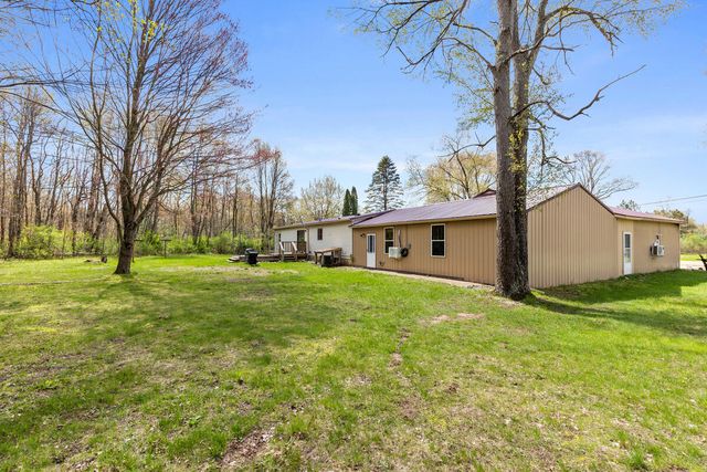 11718 Federal Road, Morley, MI 49336