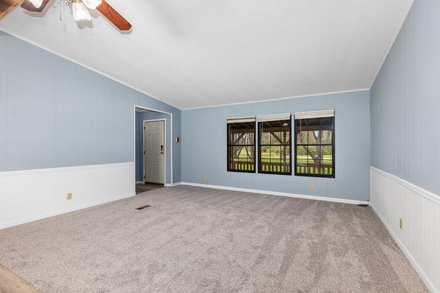 11718 Federal Road, Morley, MI 49336